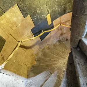  Apartment Unique 2 Bedroom Castle - Near Castle & Royal Mile