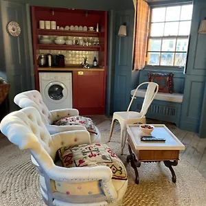  Apartment Rock House - Photographer's - Historic Gem In The Heart Of The