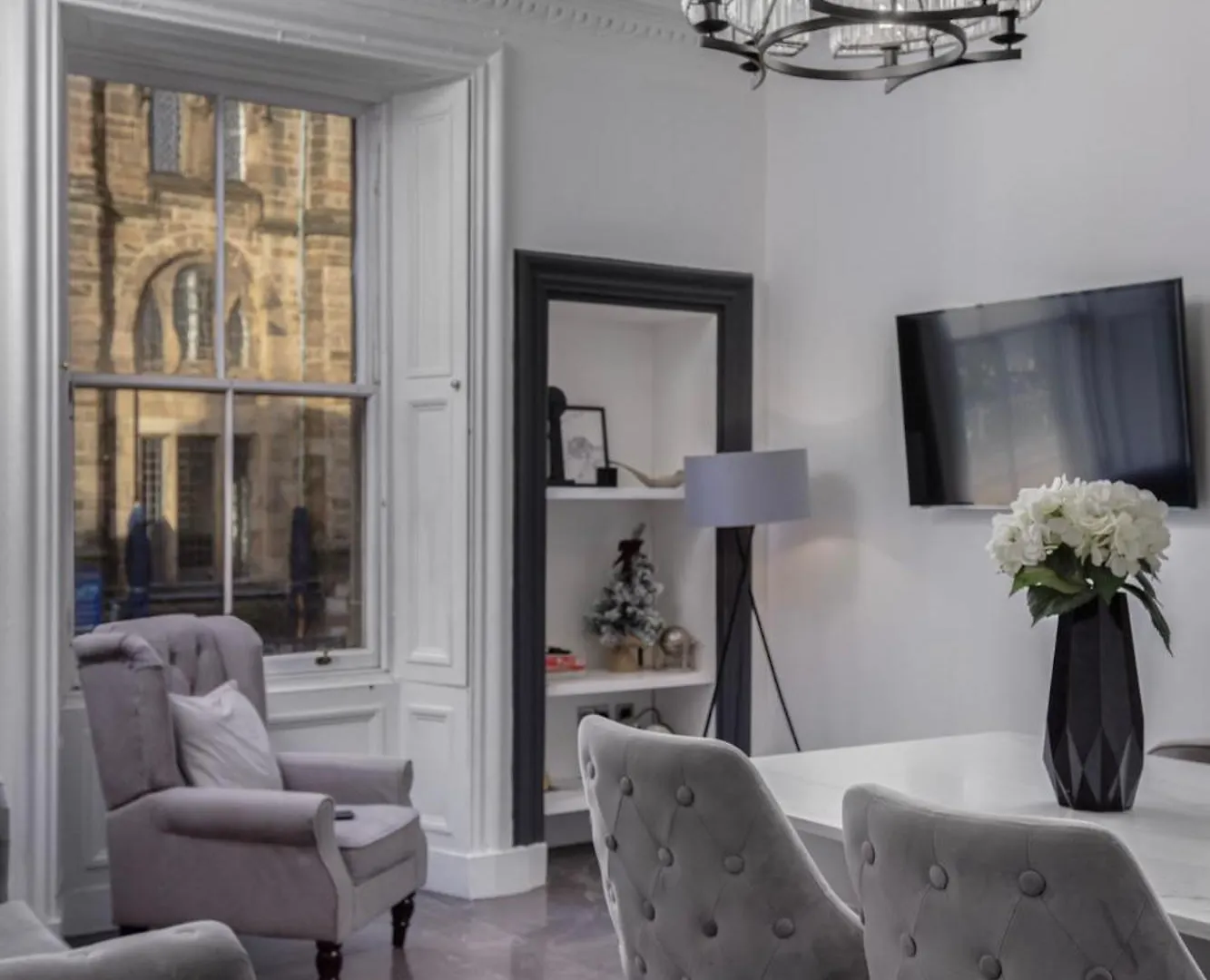 2Bedroom Apartment By The Castle Edinburgh 0*,  United Kingdom